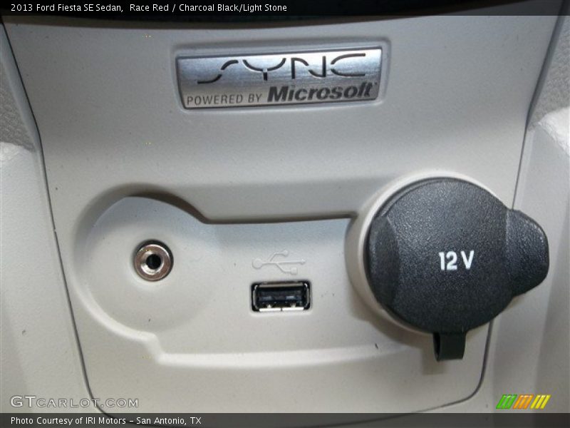 Race Red / Charcoal Black/Light Stone 2013 Ford Fiesta SE Sedan