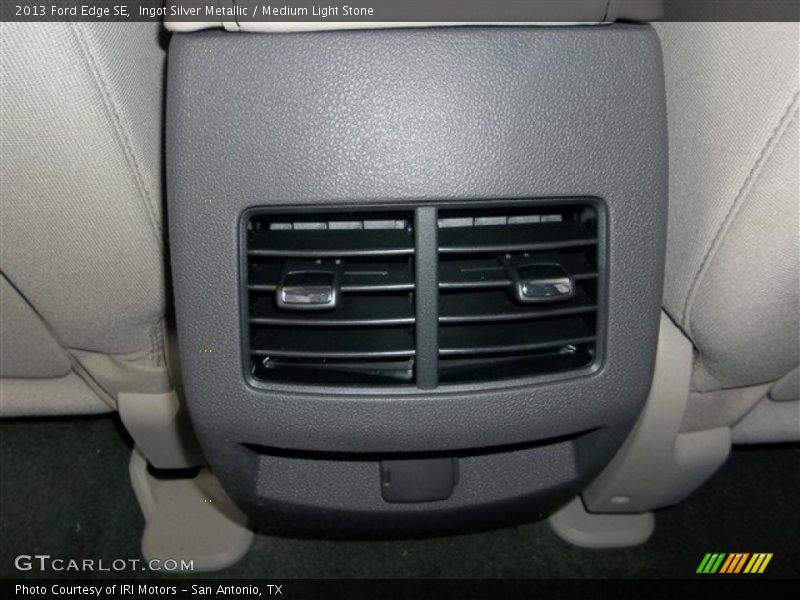 Ingot Silver Metallic / Medium Light Stone 2013 Ford Edge SE