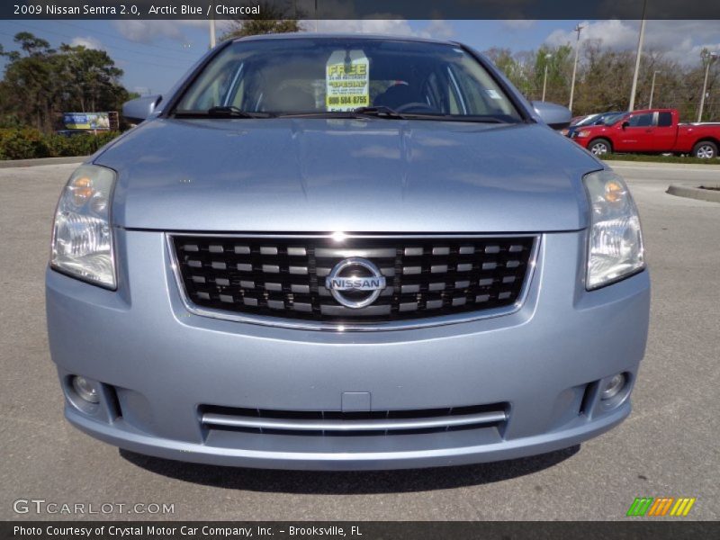 Arctic Blue / Charcoal 2009 Nissan Sentra 2.0