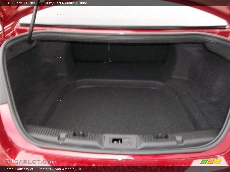 Ruby Red Metallic / Dune 2013 Ford Taurus SEL