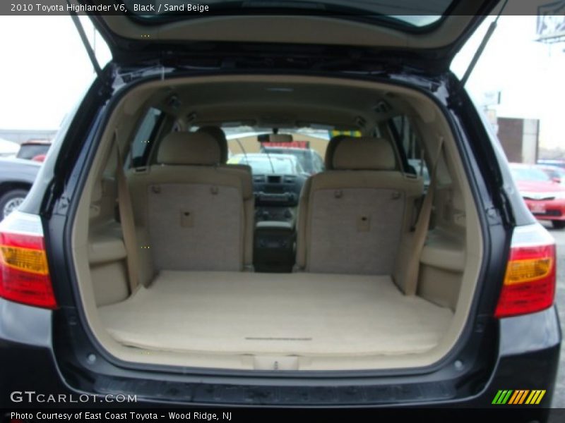 Black / Sand Beige 2010 Toyota Highlander V6