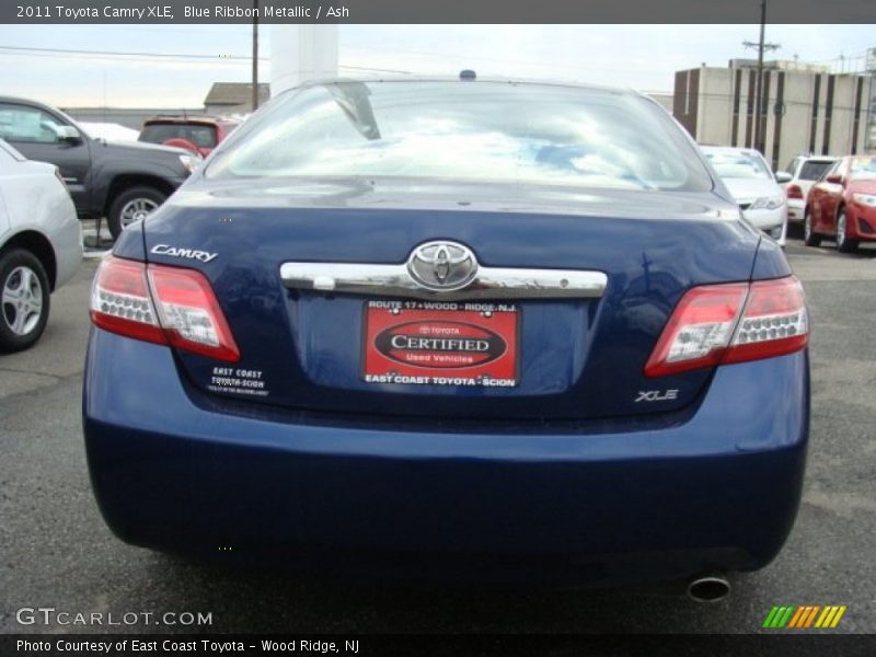Blue Ribbon Metallic / Ash 2011 Toyota Camry XLE