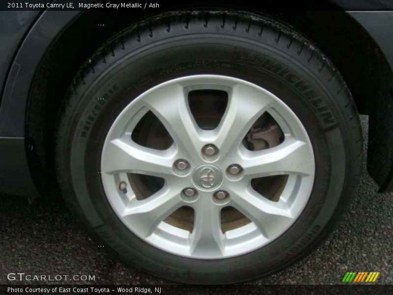 Magnetic Gray Metallic / Ash 2011 Toyota Camry LE