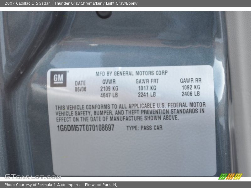Thunder Gray Chromaflair / Light Gray/Ebony 2007 Cadillac CTS Sedan
