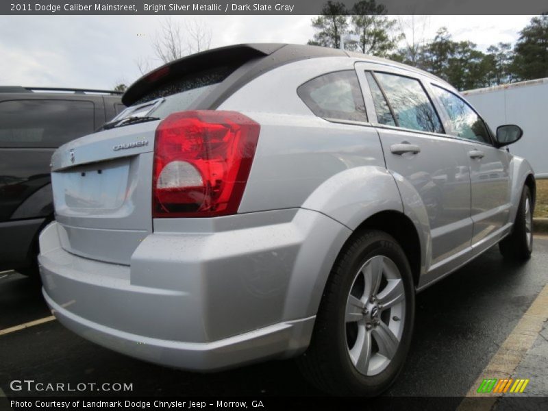 Bright Silver Metallic / Dark Slate Gray 2011 Dodge Caliber Mainstreet