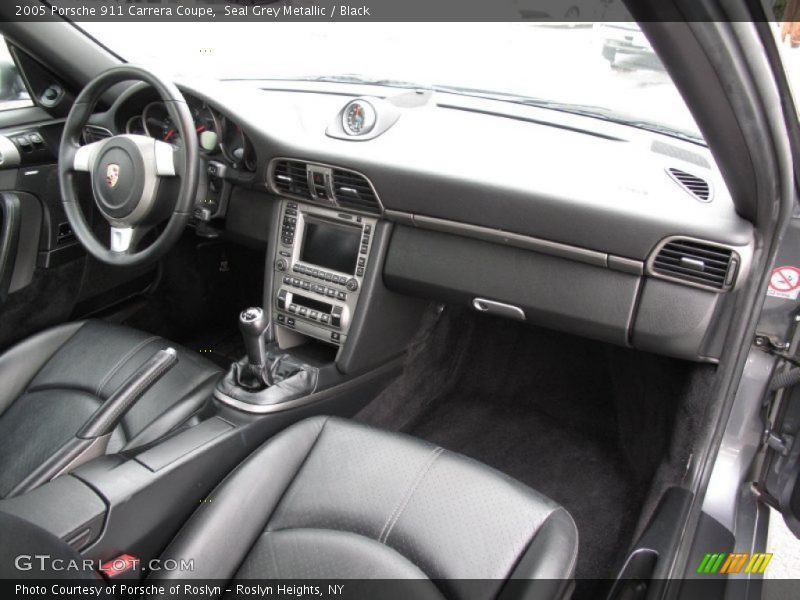 Dashboard of 2005 911 Carrera Coupe