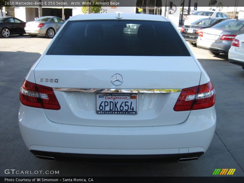 Arctic White / Almond Beige 2010 Mercedes-Benz E 350 Sedan