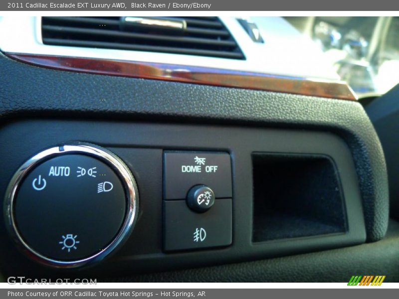 Black Raven / Ebony/Ebony 2011 Cadillac Escalade EXT Luxury AWD