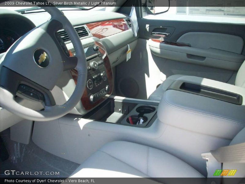 Silver Birch Metallic / Light Titanium 2009 Chevrolet Tahoe LT