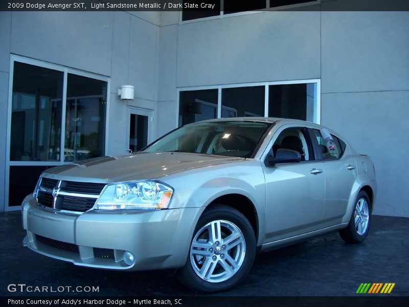 Light Sandstone Metallic / Dark Slate Gray 2009 Dodge Avenger SXT