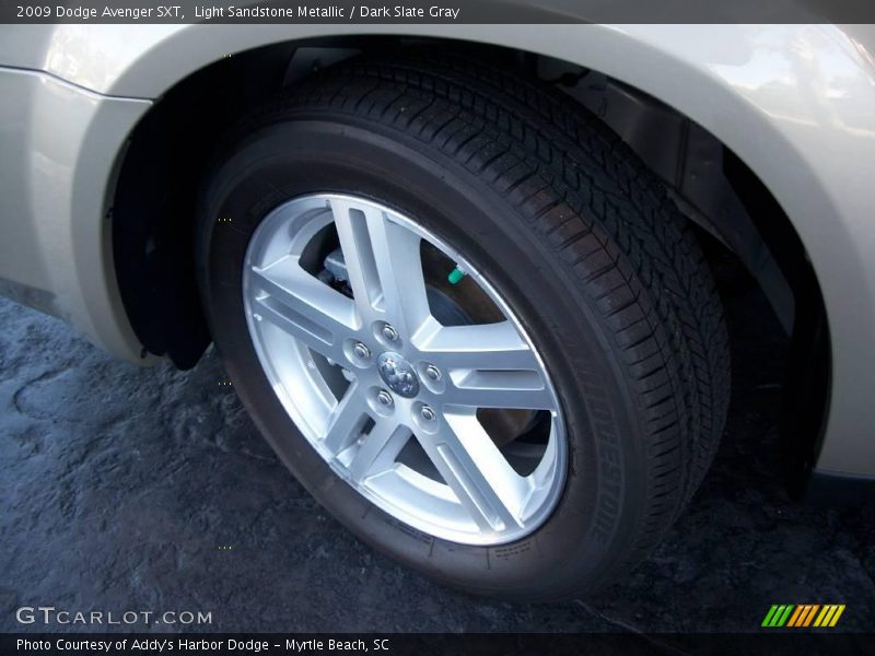 Light Sandstone Metallic / Dark Slate Gray 2009 Dodge Avenger SXT