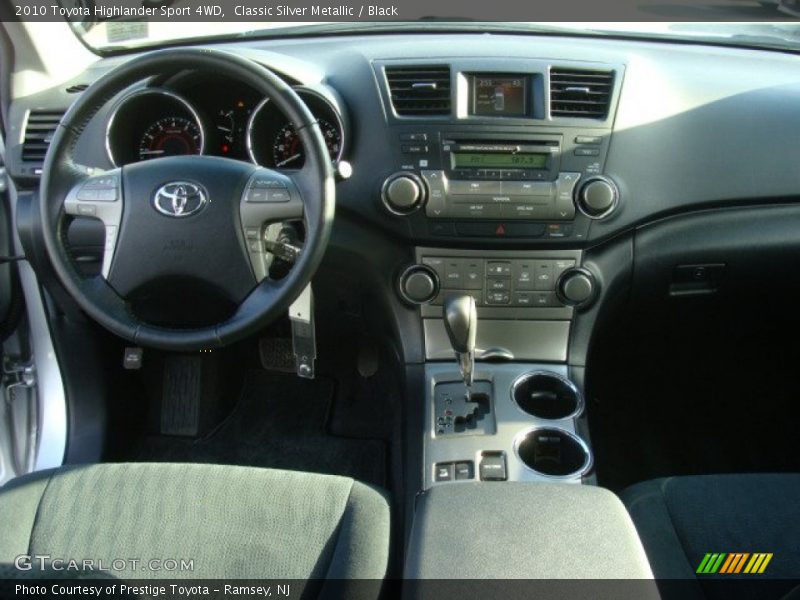 Classic Silver Metallic / Black 2010 Toyota Highlander Sport 4WD