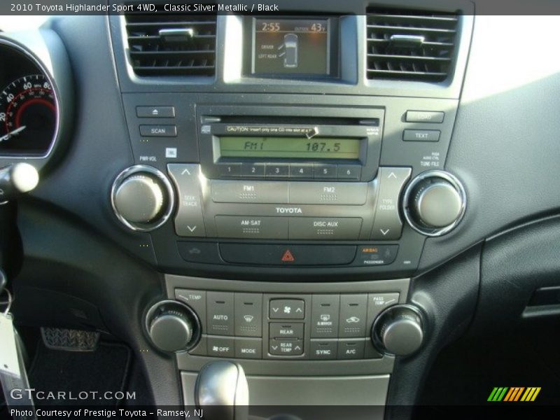 Classic Silver Metallic / Black 2010 Toyota Highlander Sport 4WD