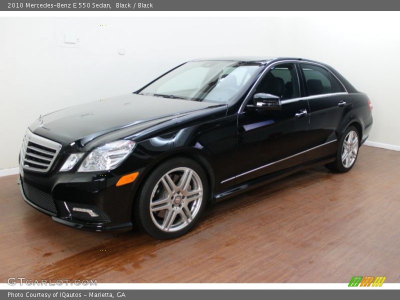 Front 3/4 View of 2010 E 550 Sedan