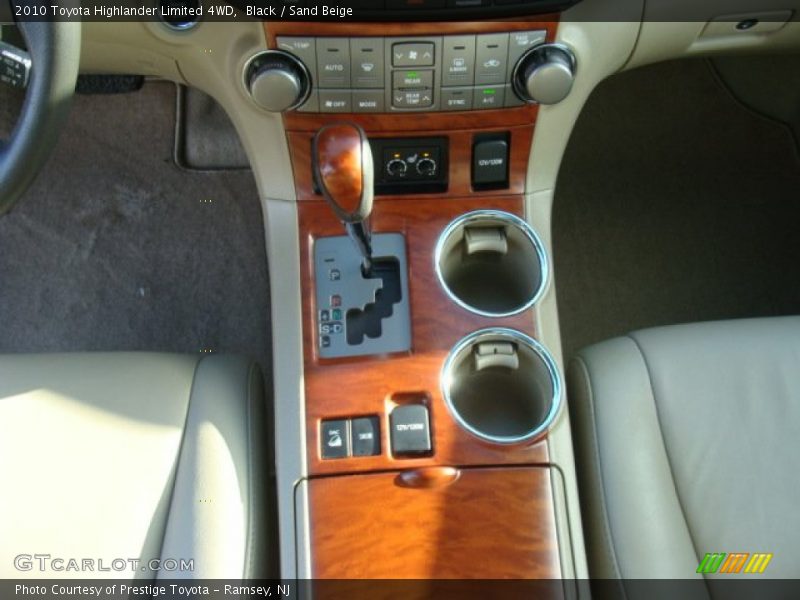 Black / Sand Beige 2010 Toyota Highlander Limited 4WD