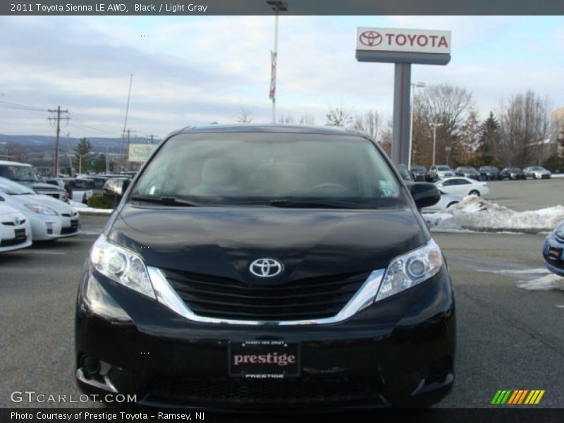 Black / Light Gray 2011 Toyota Sienna LE AWD