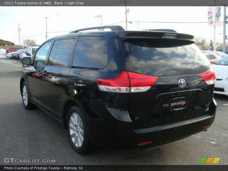 Black / Light Gray 2011 Toyota Sienna LE AWD