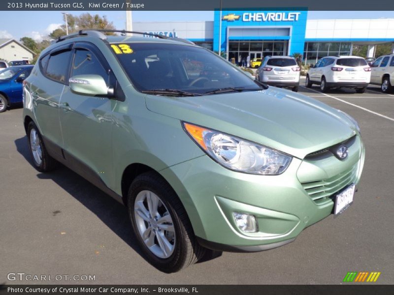 Front 3/4 View of 2013 Tucson GLS