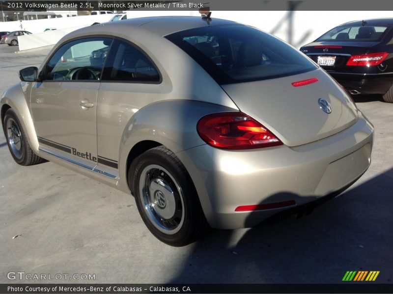 Moonrock Silver Metallic / Titan Black 2012 Volkswagen Beetle 2.5L