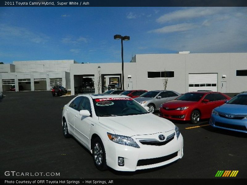 Super White / Ash 2011 Toyota Camry Hybrid