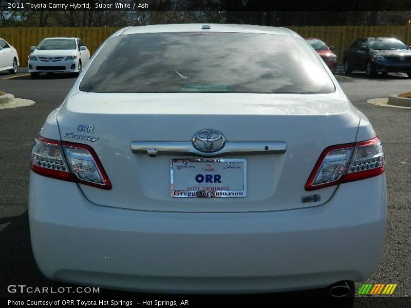Super White / Ash 2011 Toyota Camry Hybrid