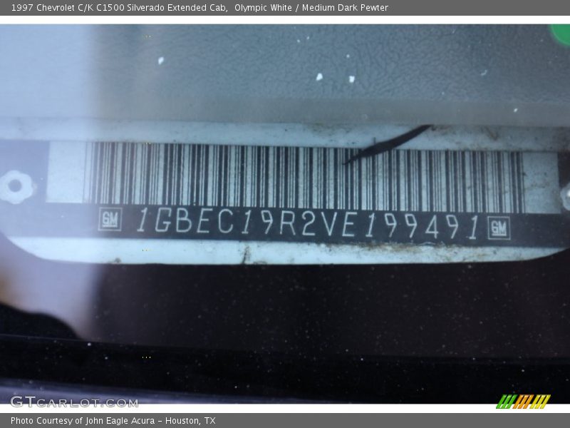 Olympic White / Medium Dark Pewter 1997 Chevrolet C/K C1500 Silverado Extended Cab