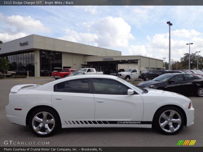 Bright White / Black 2013 Dodge Charger SXT