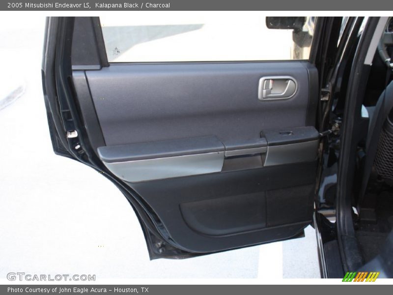 Kalapana Black / Charcoal 2005 Mitsubishi Endeavor LS
