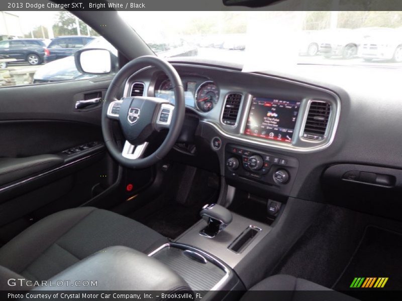 Bright White / Black 2013 Dodge Charger SXT