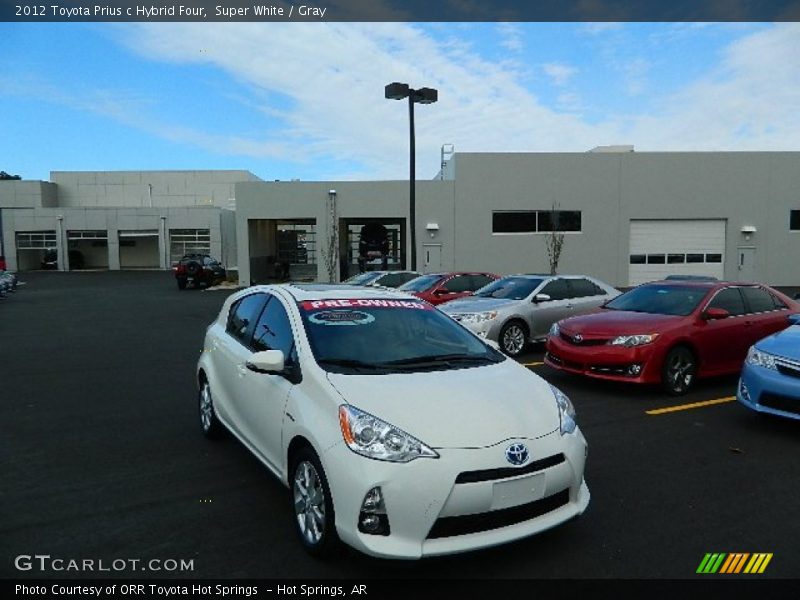 Super White / Gray 2012 Toyota Prius c Hybrid Four