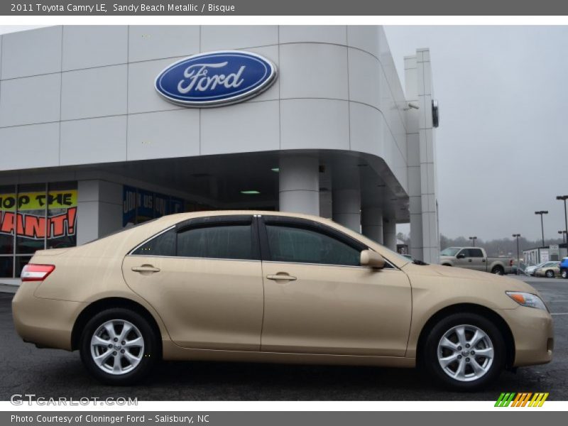 Sandy Beach Metallic / Bisque 2011 Toyota Camry LE