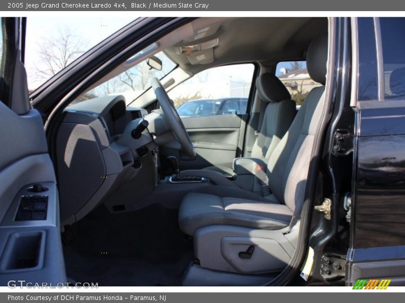 Black / Medium Slate Gray 2005 Jeep Grand Cherokee Laredo 4x4