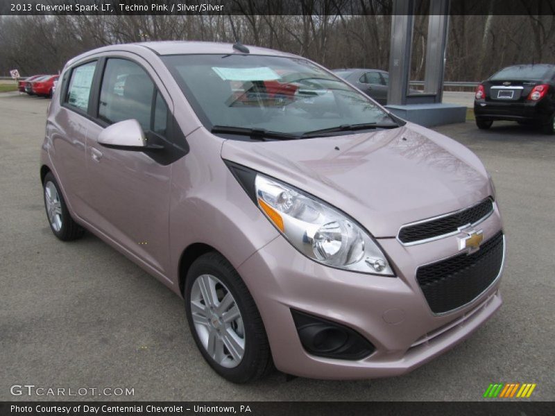 Front 3/4 View of 2013 Spark LT