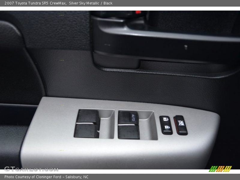Silver Sky Metallic / Black 2007 Toyota Tundra SR5 CrewMax