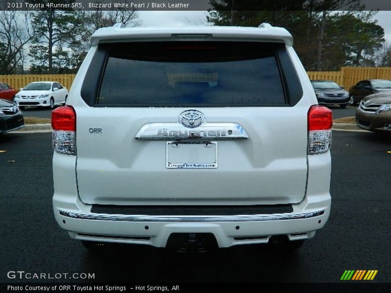 Blizzard White Pearl / Black Leather 2013 Toyota 4Runner SR5