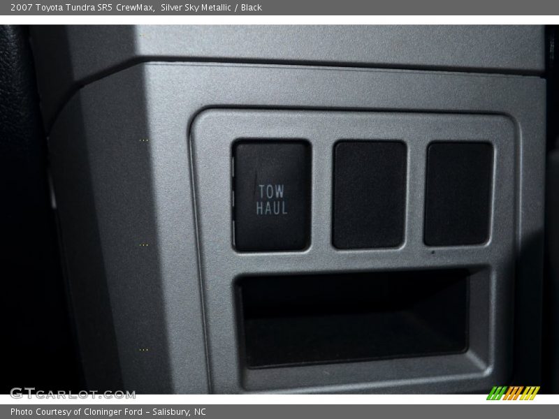 Silver Sky Metallic / Black 2007 Toyota Tundra SR5 CrewMax