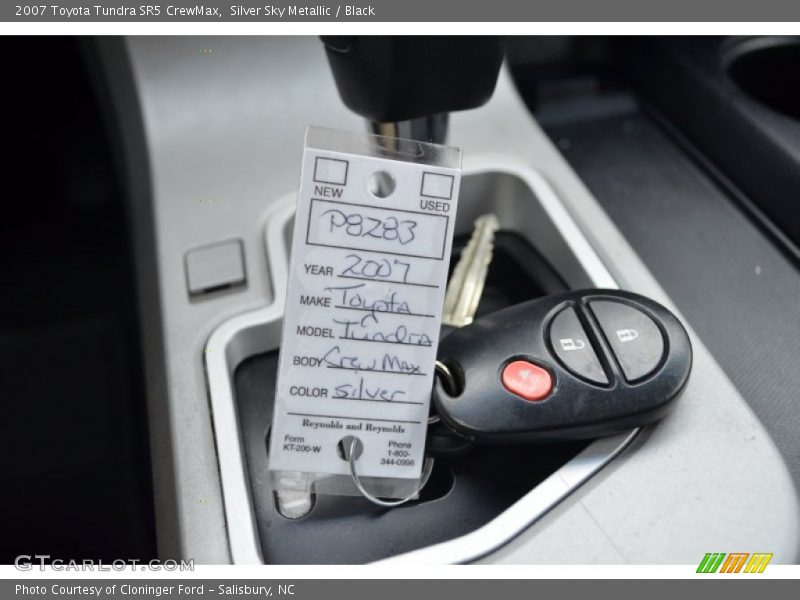 Silver Sky Metallic / Black 2007 Toyota Tundra SR5 CrewMax