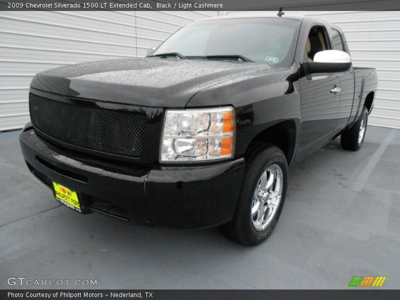 Black / Light Cashmere 2009 Chevrolet Silverado 1500 LT Extended Cab