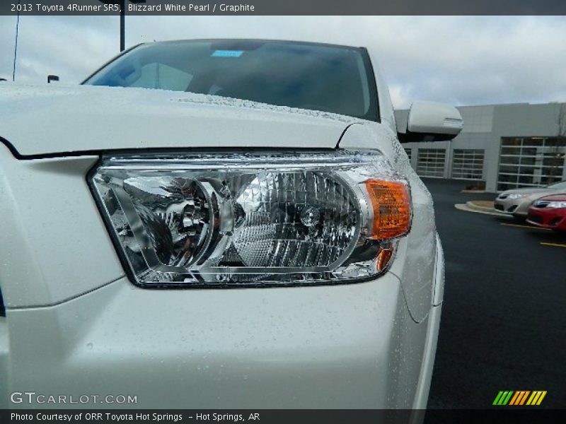Blizzard White Pearl / Graphite 2013 Toyota 4Runner SR5