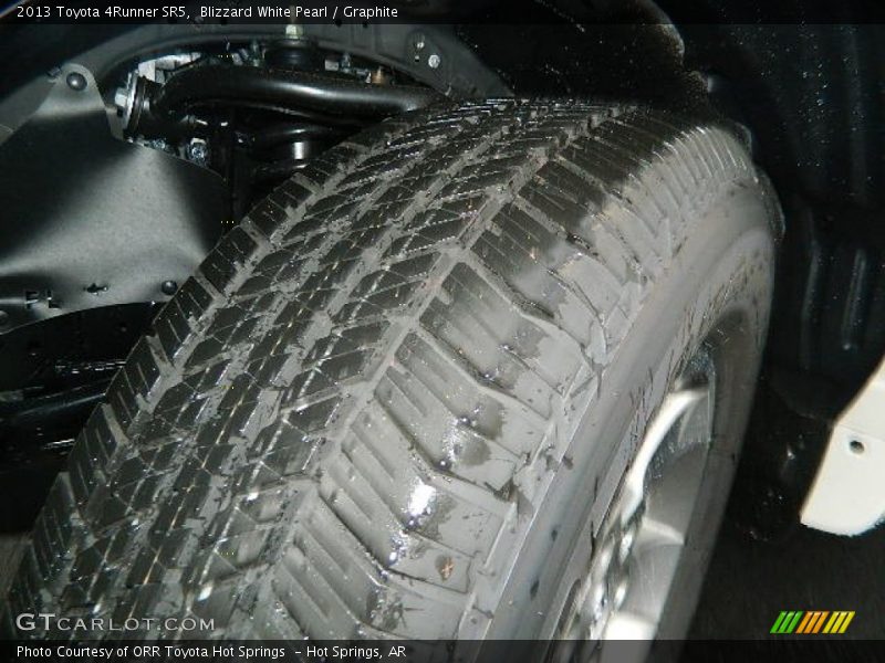 Blizzard White Pearl / Graphite 2013 Toyota 4Runner SR5