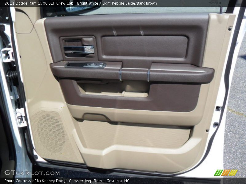Bright White / Light Pebble Beige/Bark Brown 2011 Dodge Ram 1500 SLT Crew Cab