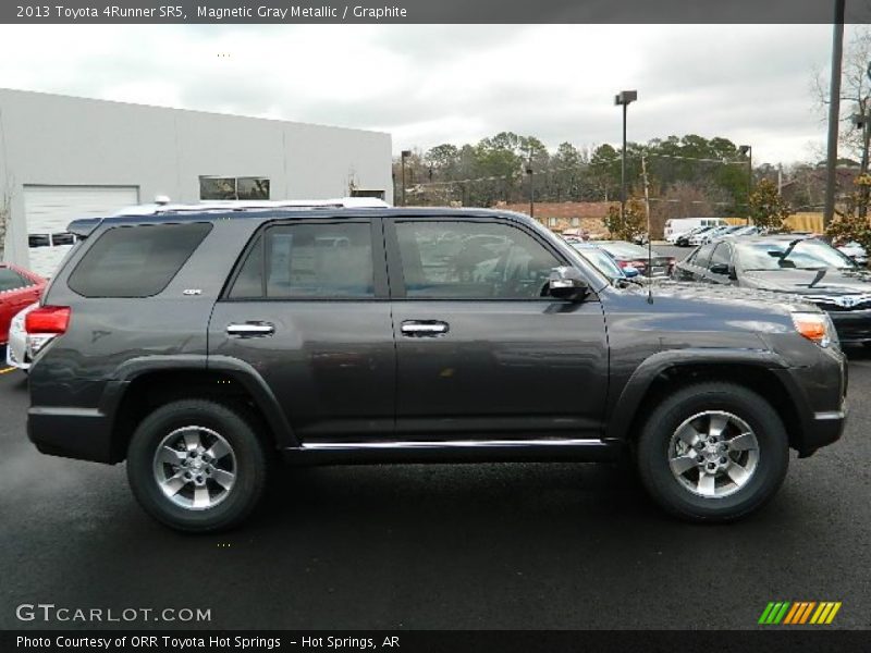 Magnetic Gray Metallic / Graphite 2013 Toyota 4Runner SR5