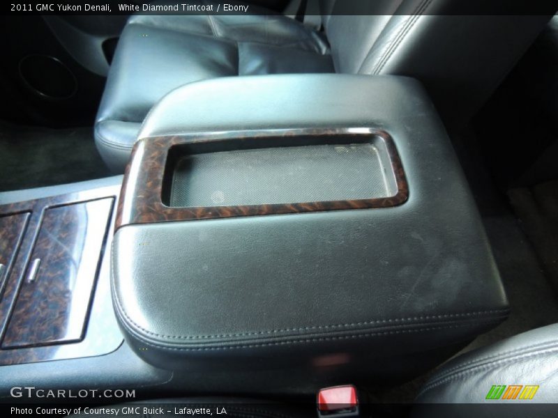 White Diamond Tintcoat / Ebony 2011 GMC Yukon Denali