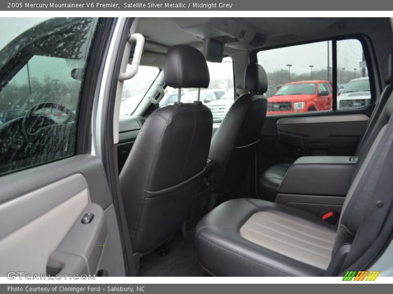 Rear Seat of 2005 Mountaineer V6 Premier