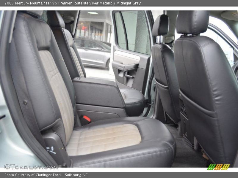 Rear Seat of 2005 Mountaineer V6 Premier