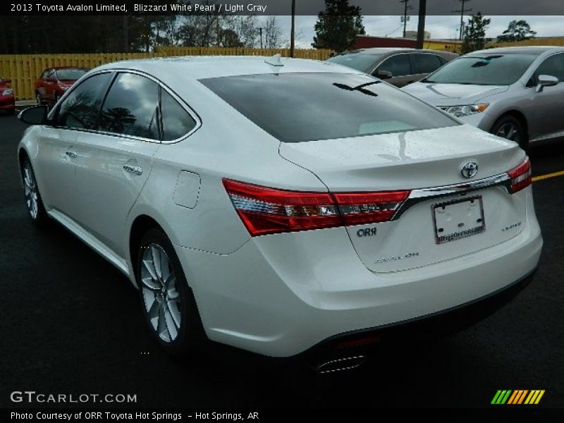Blizzard White Pearl / Light Gray 2013 Toyota Avalon Limited