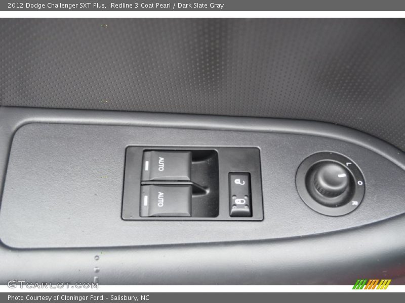 Redline 3 Coat Pearl / Dark Slate Gray 2012 Dodge Challenger SXT Plus