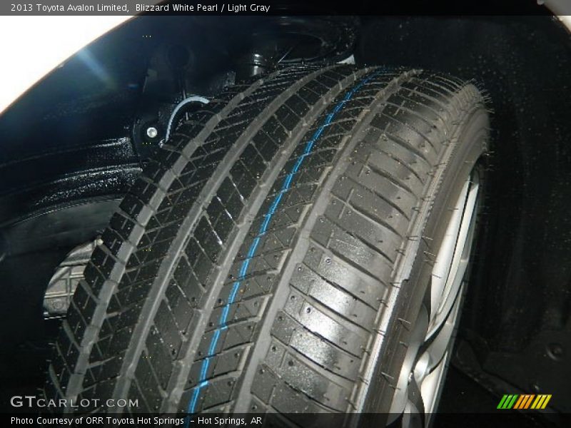 Blizzard White Pearl / Light Gray 2013 Toyota Avalon Limited