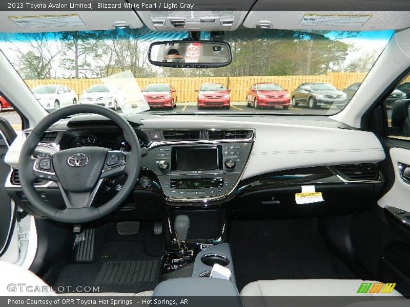 Blizzard White Pearl / Light Gray 2013 Toyota Avalon Limited
