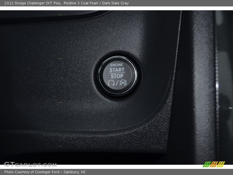 Redline 3 Coat Pearl / Dark Slate Gray 2012 Dodge Challenger SXT Plus